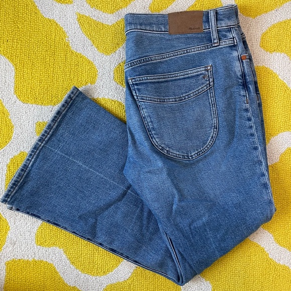 Madewell The Flea Market Flare Petite Jean - Picture 7 of 10